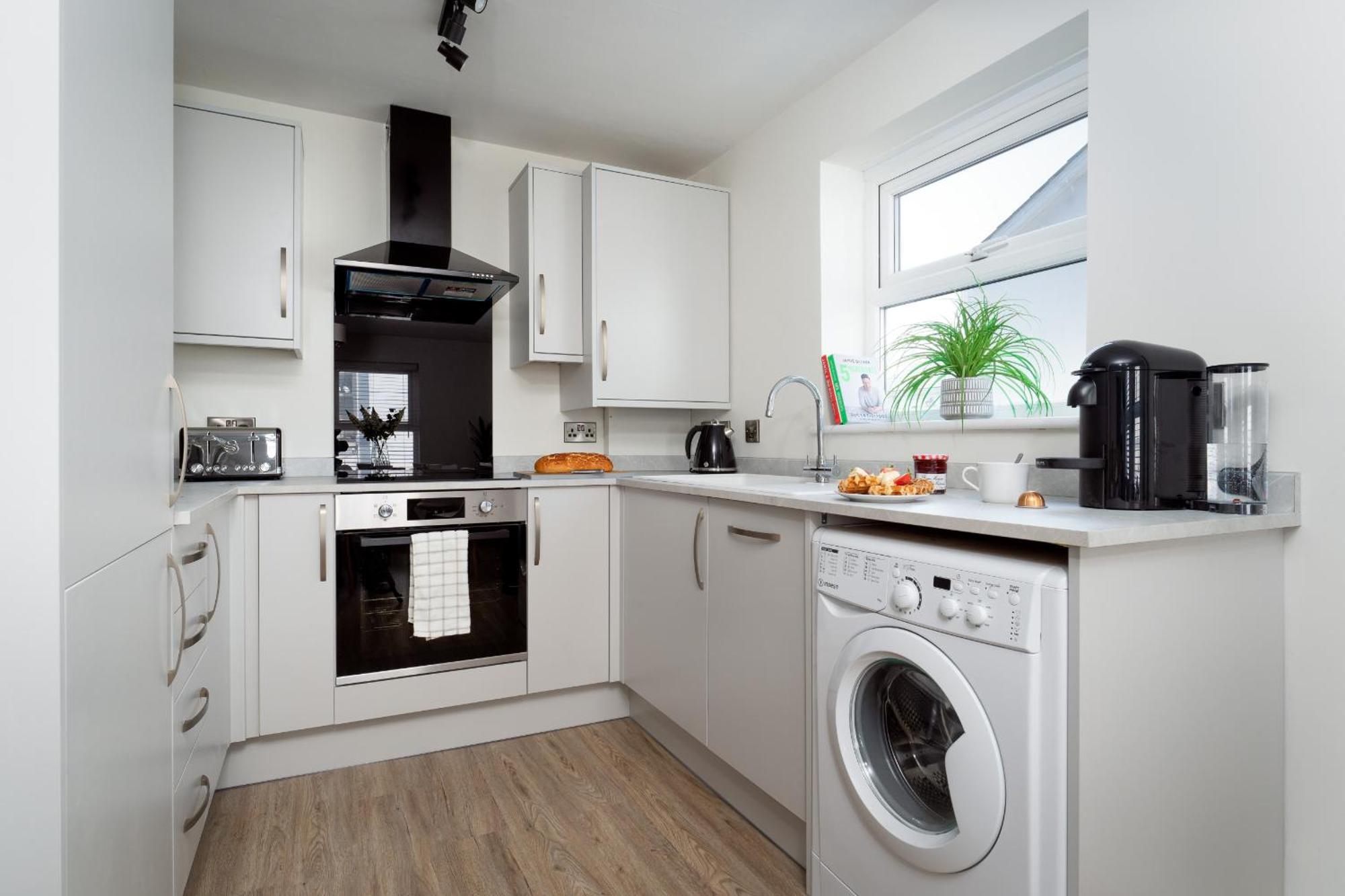 Lawsons Place - Family-Friendly Apartment With Parking On Babbacombe Downs In Torquay Buitenkant foto